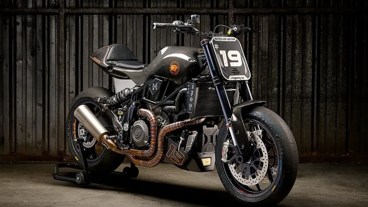 Dirt Track Legend Reborn: The Most Stunning Indian FTR Customs for the Street