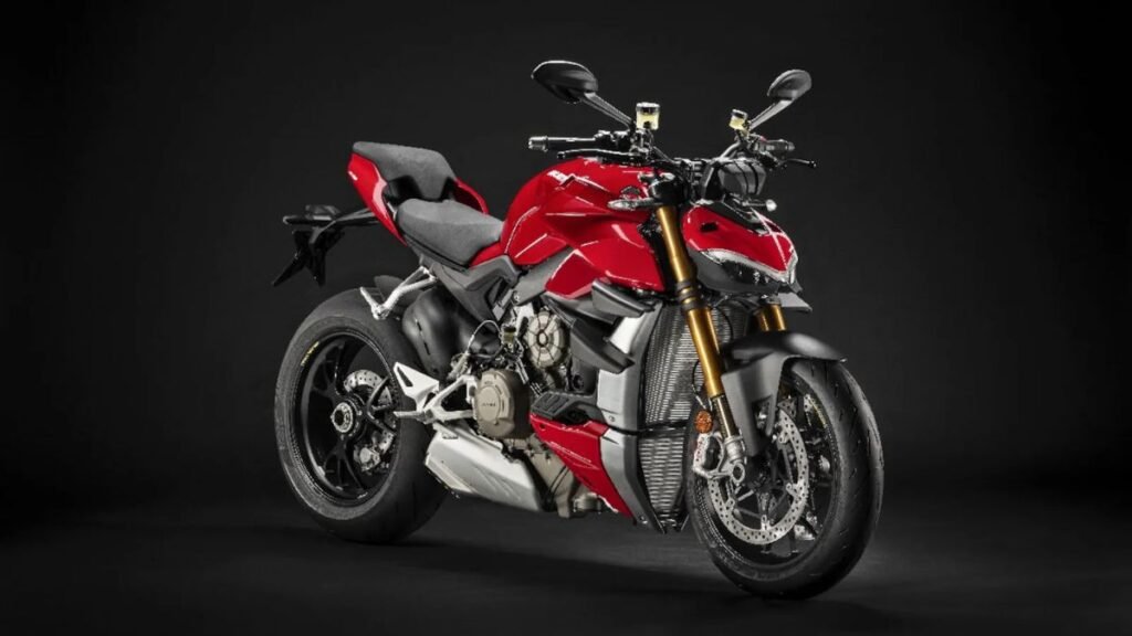 New Ducati Streetfighter V4 Superbike: 1103cc Engine and 120Nm Torque Designed for Speed Lovers