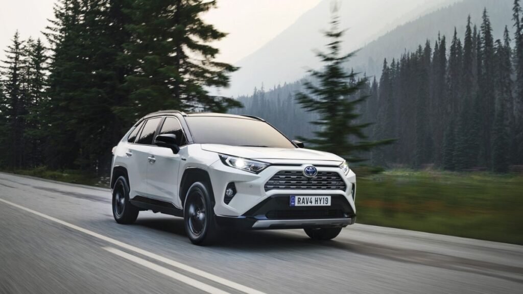 New Toyota RAV4 Hybrid Debuts with 222HP Engine and Intelligent AWD System