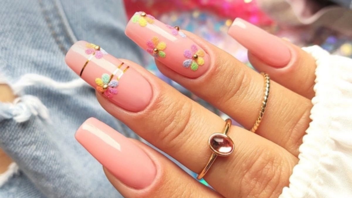 These 7 New Elegant Nail Designs Are Taking Over Spring 2026